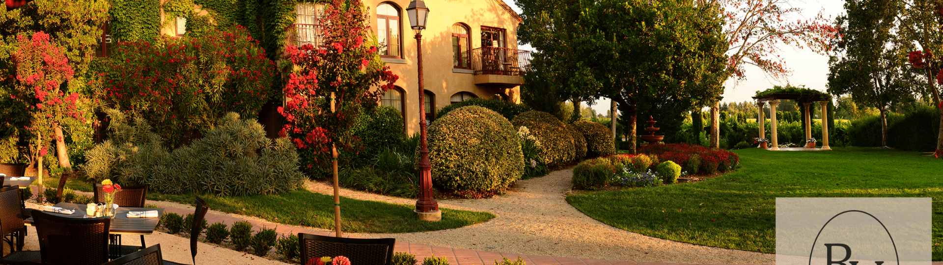 exterior of a wine country cafe