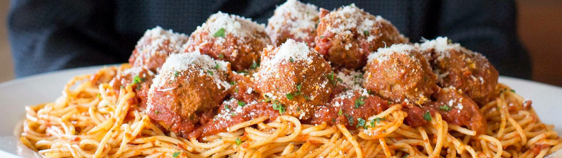 tomatina spaghetti and meatballs.